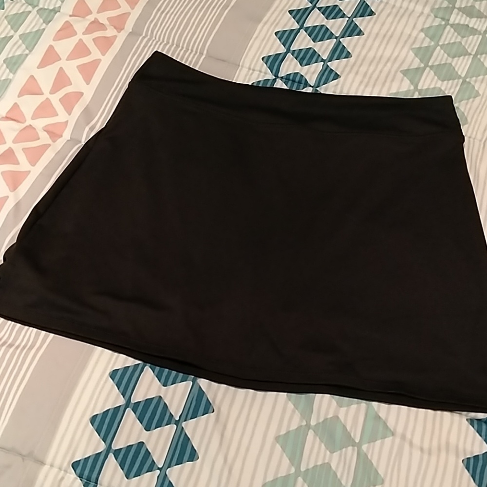 Tranquility Tennis Skirt size Small